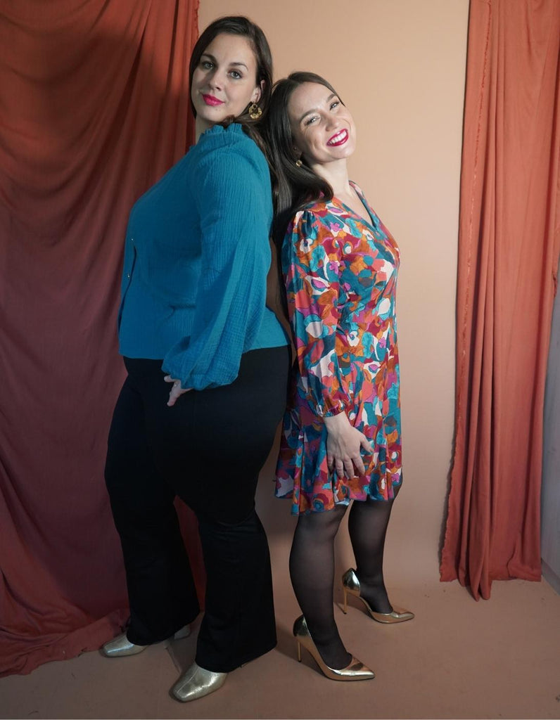 Le chemisier Amandine Bleu Paon - En stock - elleanor de provence, garde robe made in france