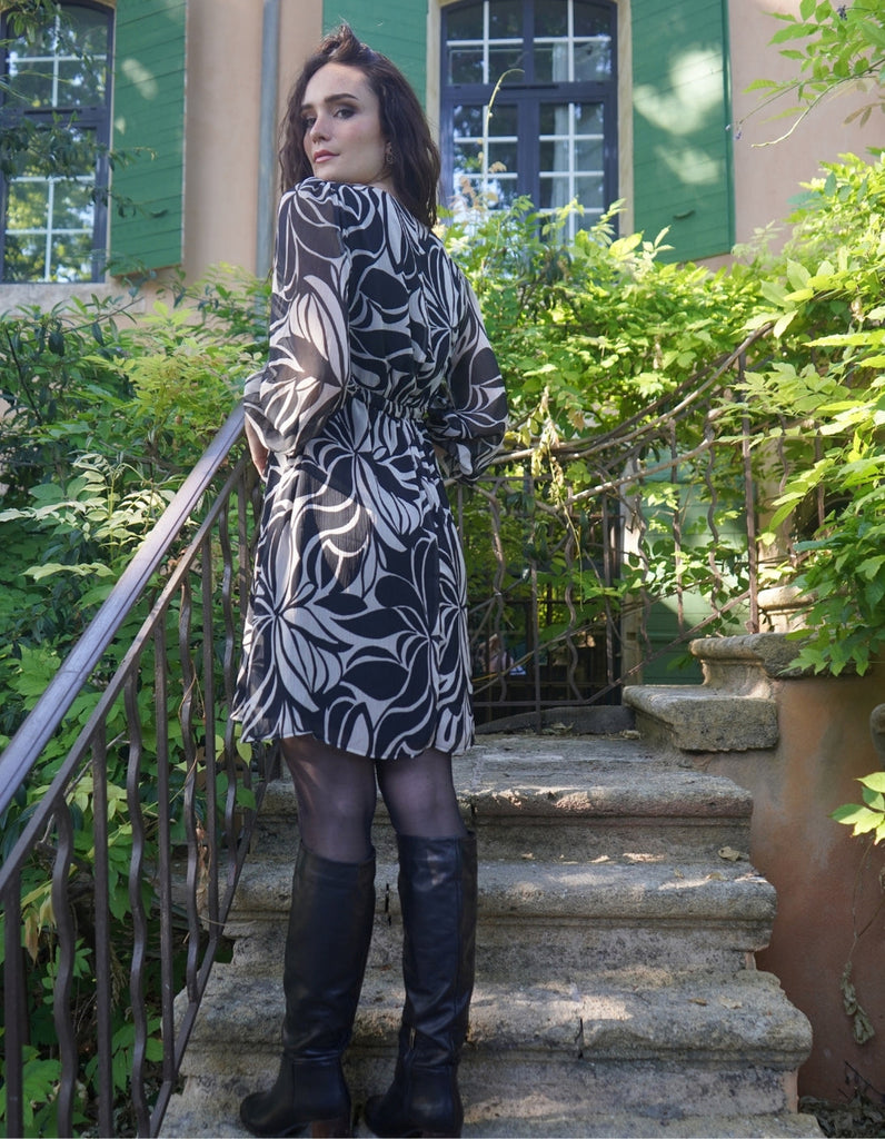 La robe Lourmarin - Imprimé Noir et Blanc - En stock - elleanor de provence, garde robe made in france