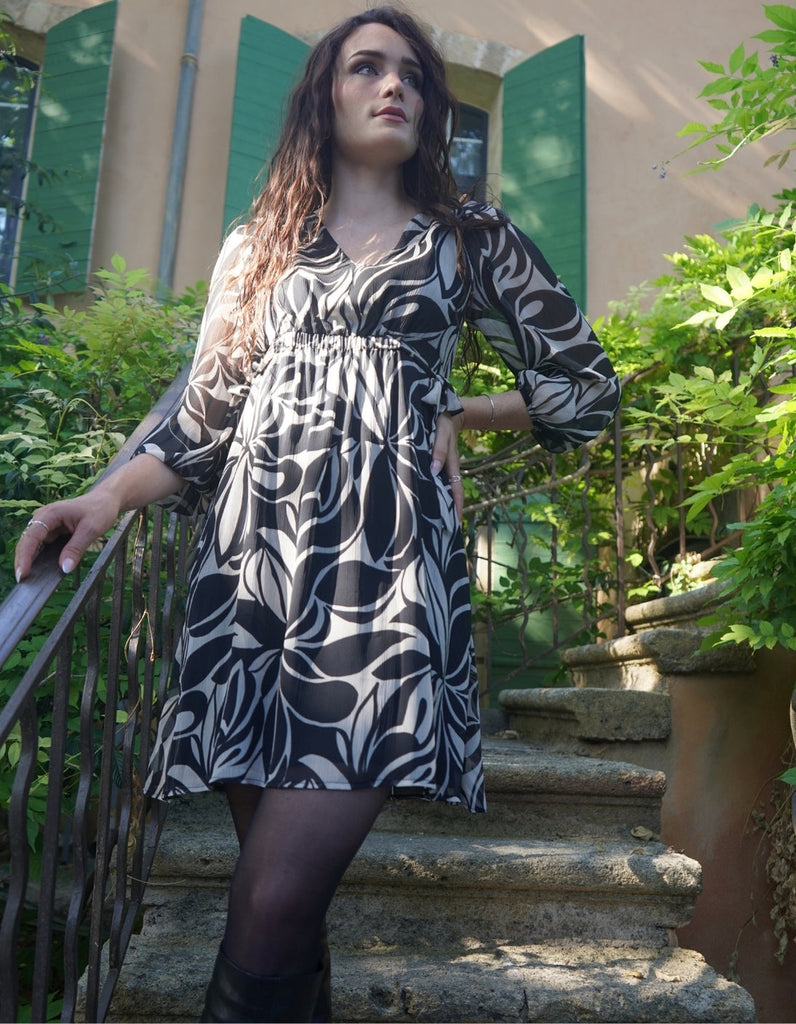La robe Lourmarin - Imprimé Noir et Blanc - En stock - elleanor de provence, garde robe made in france