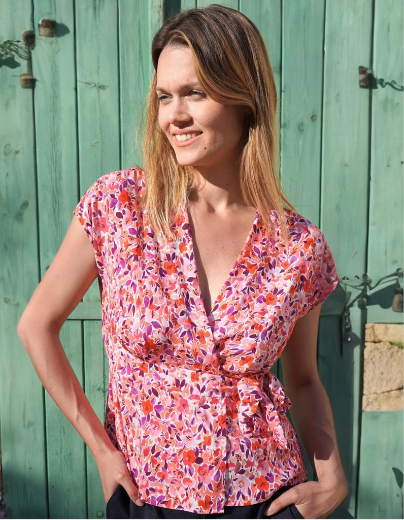 Le top cache coeur Vallauris - Imprimé Fleurie Corail - En stock - elleanor de provence, garde robe made in france