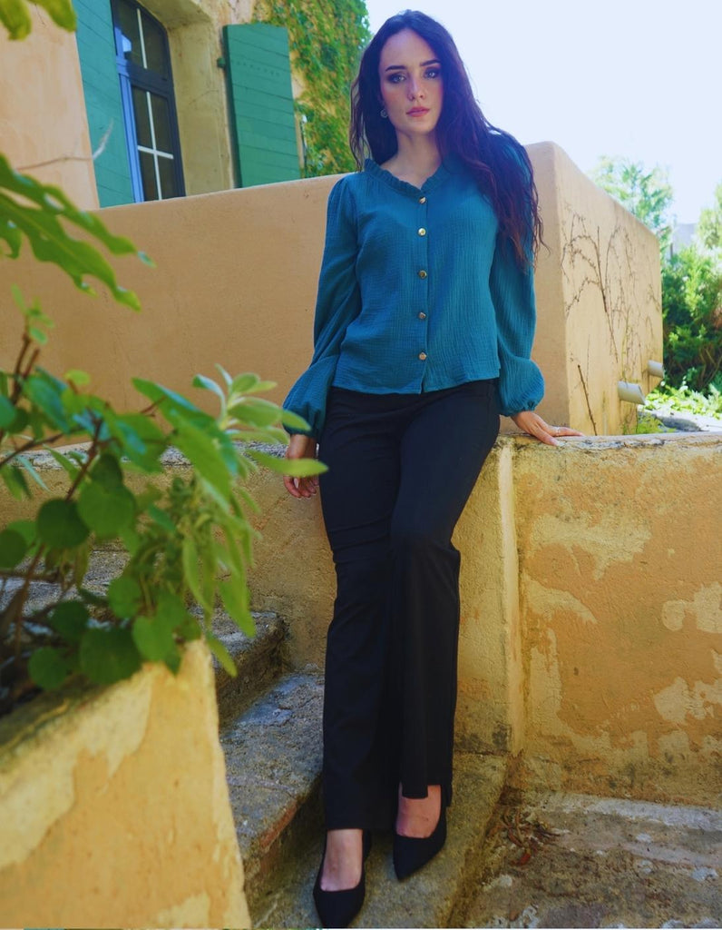 Le chemisier Amandine Bleu Paon - En stock - elleanor de provence, garde robe made in france