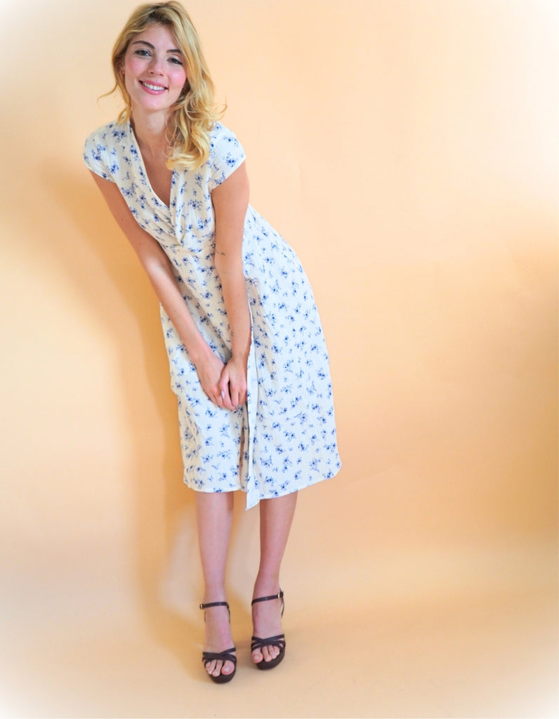 La Robe Sonia - Fleurie bleu lavande - gaze de coton - Personnalisable - elleanor de provence, garde robe made in france