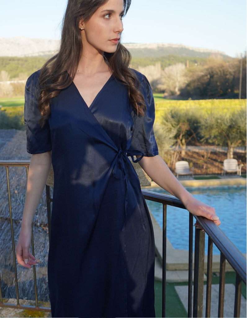 La robe Evenos Satin - Personnalisable - elleanor de provence, garde robe made in france