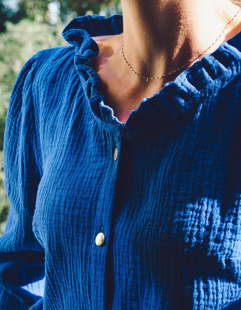 La chemise Amandine - Bleu roi d'une Reine - En Stock - elleanor de provence, garde robe made in france