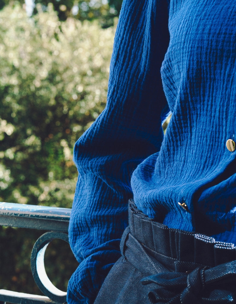 La chemise Amandine - Bleu roi d'une Reine - En Stock - elleanor de provence, garde robe made in france